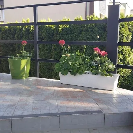 Tanagra- Pokoi Konukevi *